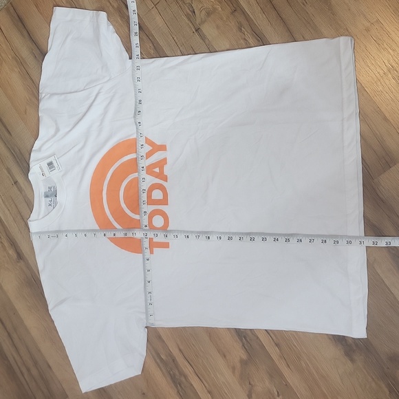 The Shop at NBC STUDIOS Today Show Orange Logo Short Sleeve Tee Shirt - Picture 10 of 10